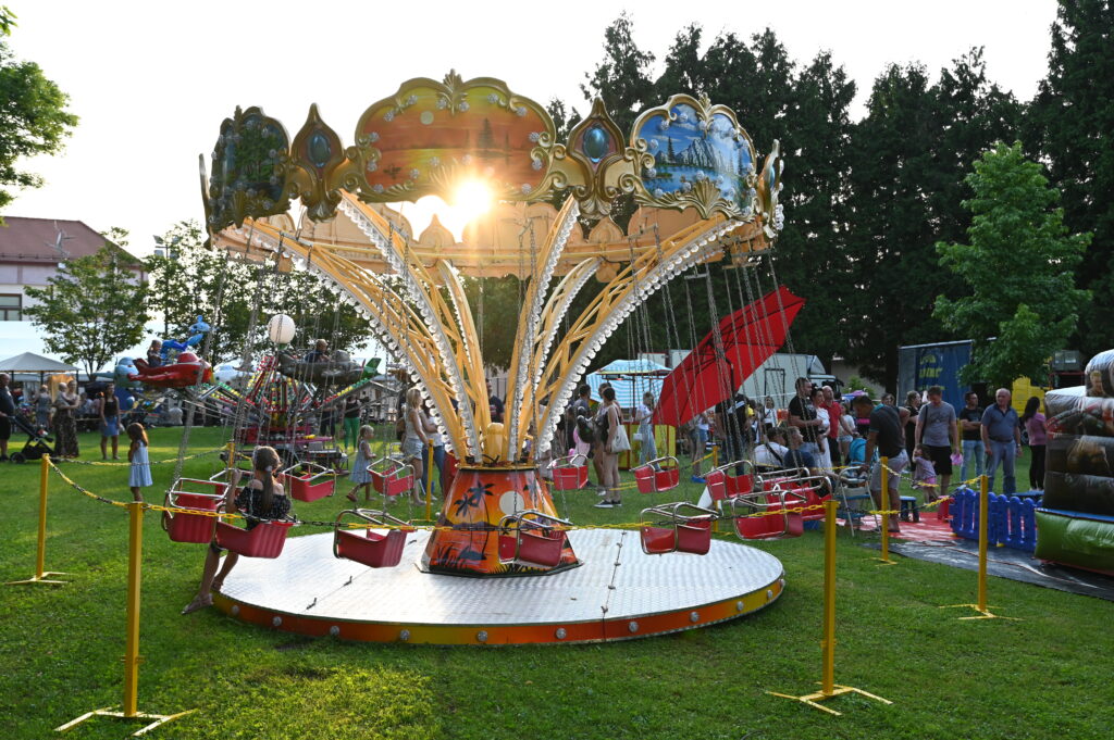 DSC 7098