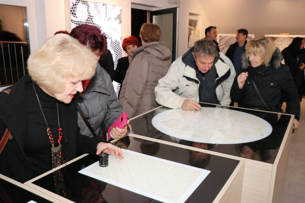 Atraktivan program prvog adventskog vikenda 3 otovorenje galerije cipke 21