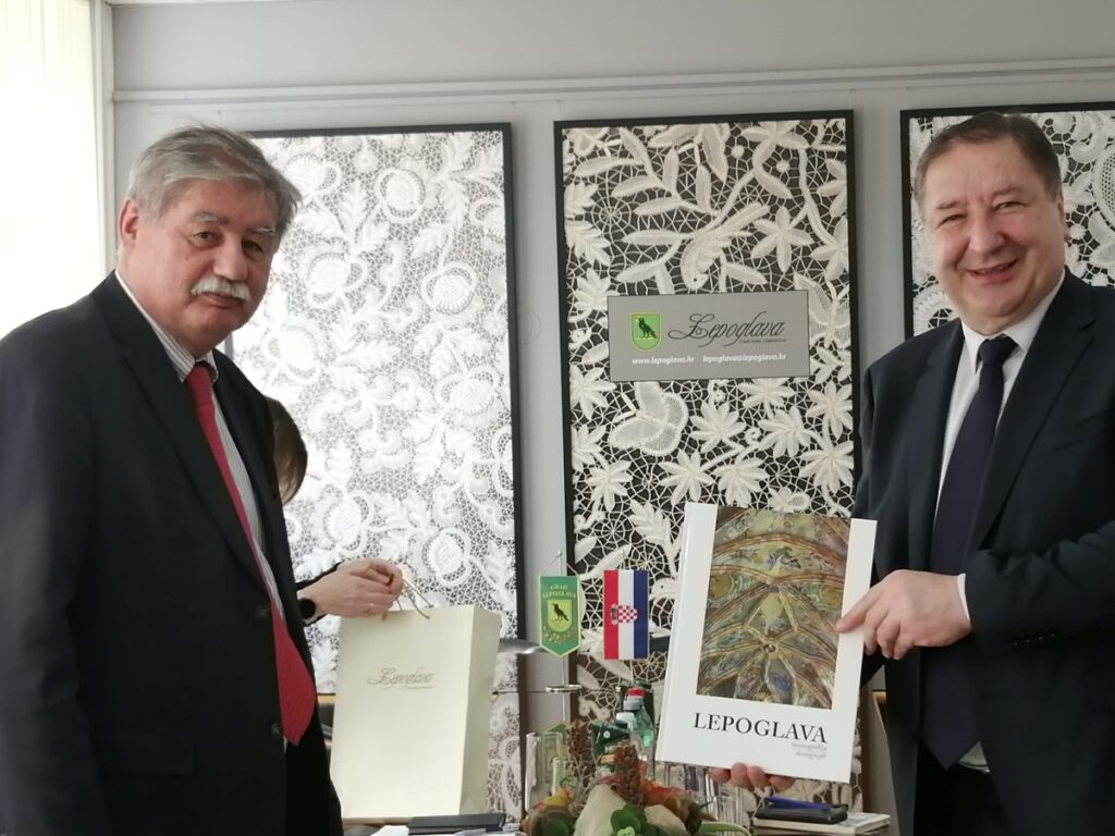 Čipka će nas snažnije povezati s još jednom zemljom 2 cg 6