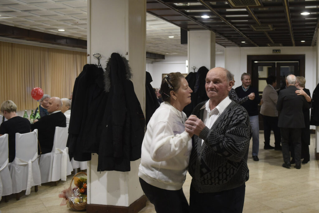 Na Dan zaljubljenih fešta za trideset parova 9 valentinovo lepoglava 14022025 10 photo by godar