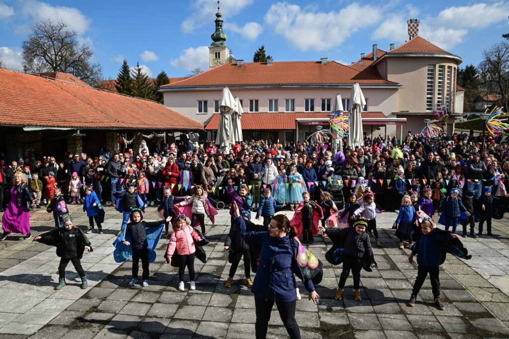 Šareni i veseli Dječji fašnik u Lepoglavi 11 ftz11