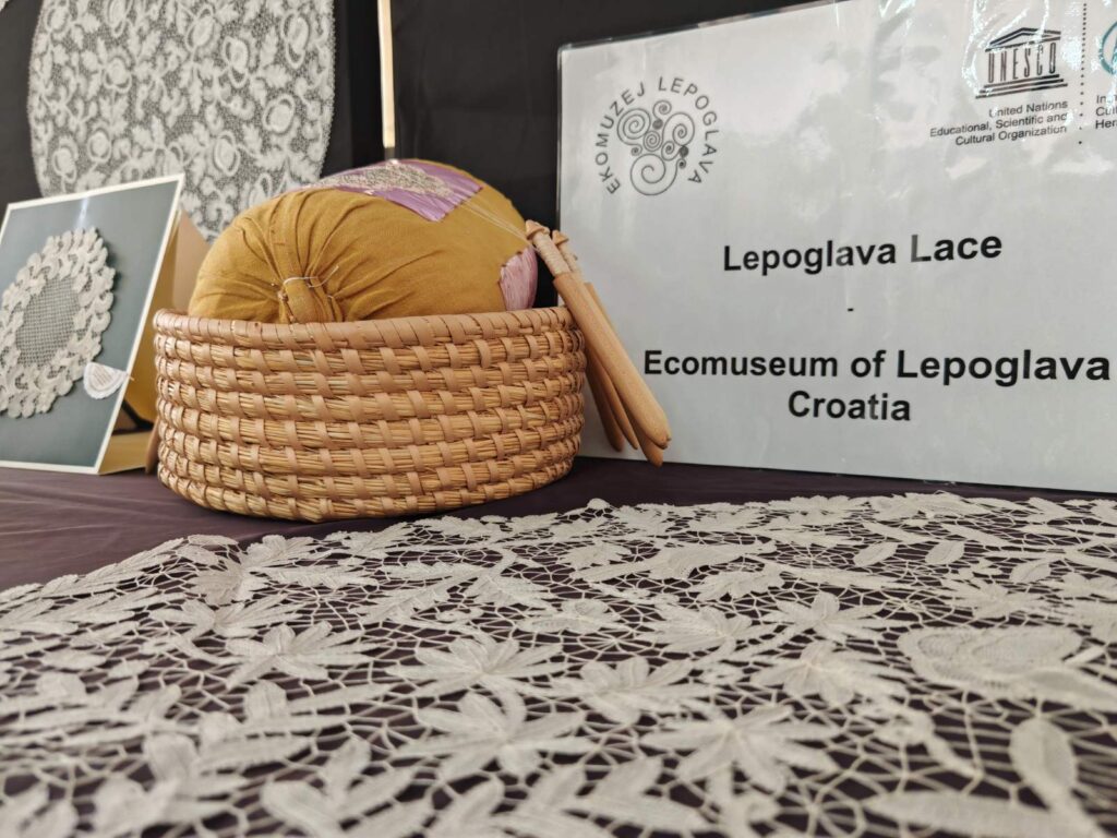 Lepoglavska čipka predstavljena na Kongresu čipke u Bugarskoj 12 viber slika 2025 08 17 16 07 08 621